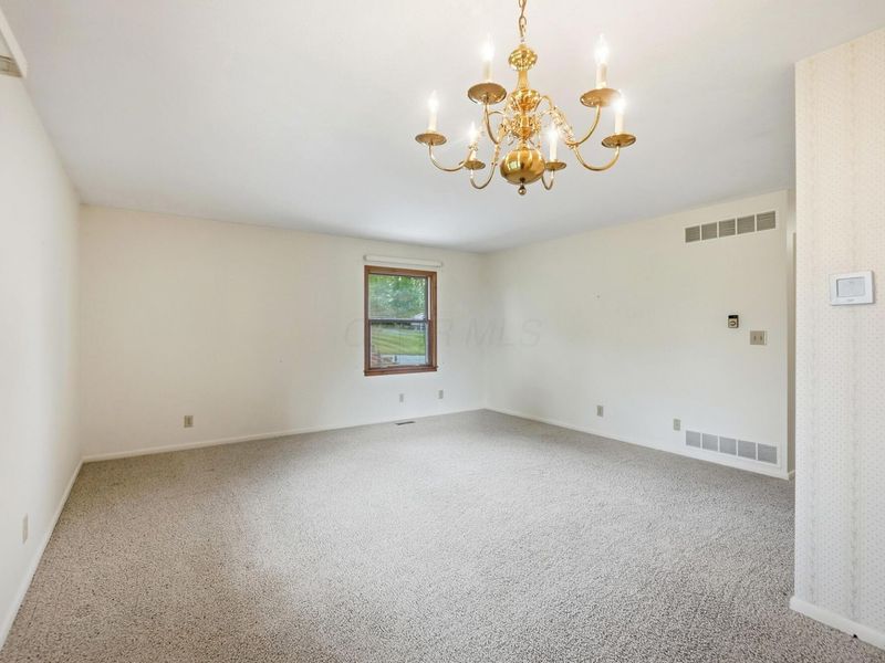 339 Pickering Drive , Pickerington, OH 43147 Photo 13