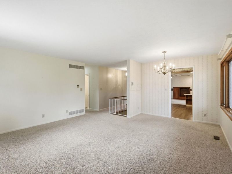 339 Pickering Drive , Pickerington, OH 43147 Photo 15