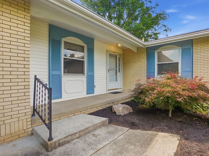 339 Pickering Drive , Pickerington, OH 43147 Photo 3