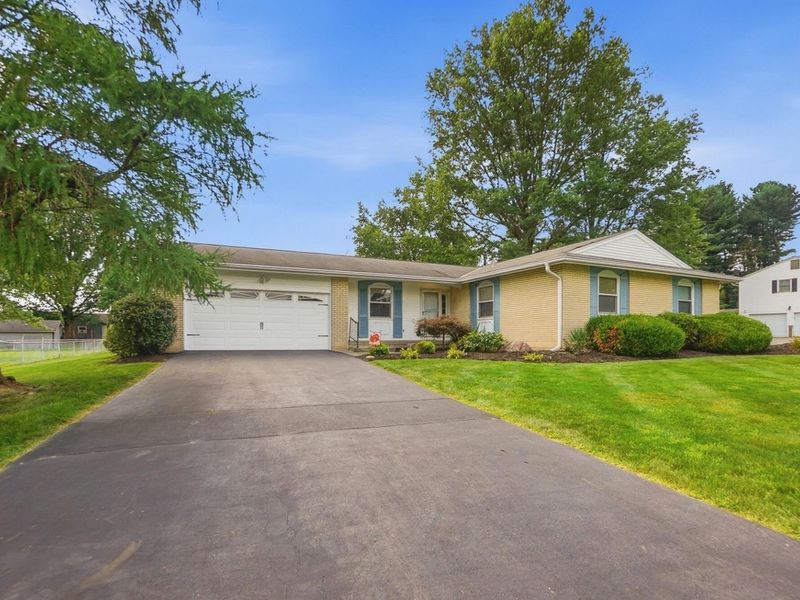 339 Pickering Drive , Pickerington, OH 43147 Photo 4