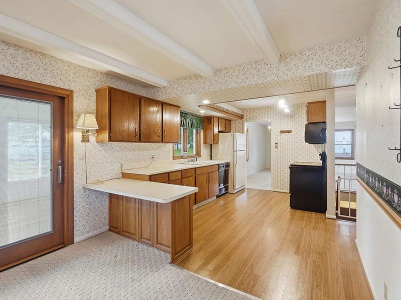 339 Pickering Drive , Pickerington, OH 43147 Photo 8