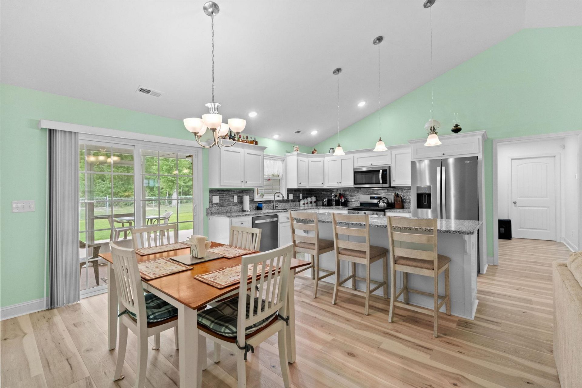 4457 Woodyard Bay Rd.  Photo 13