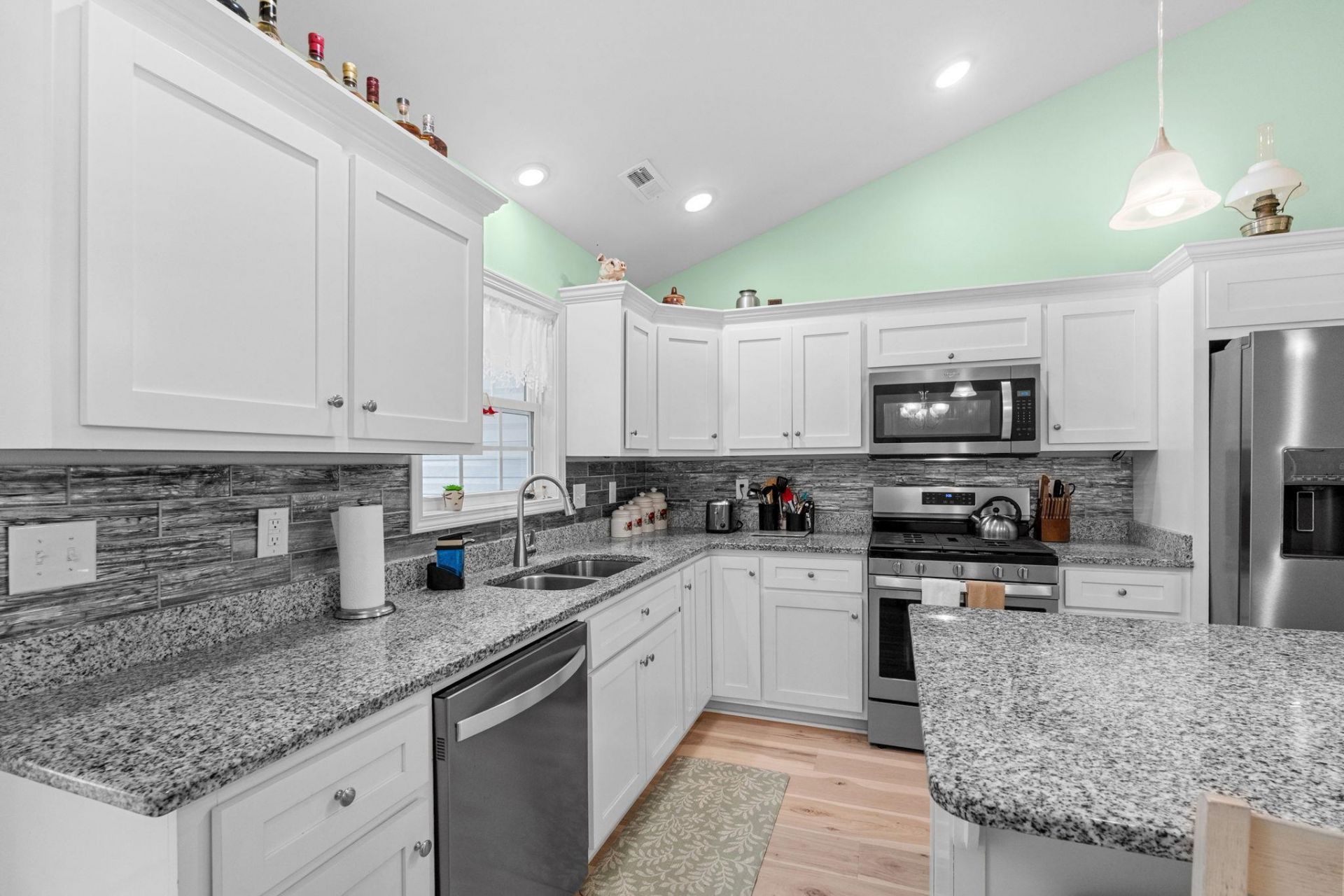 4457 Woodyard Bay Rd.  Photo 19