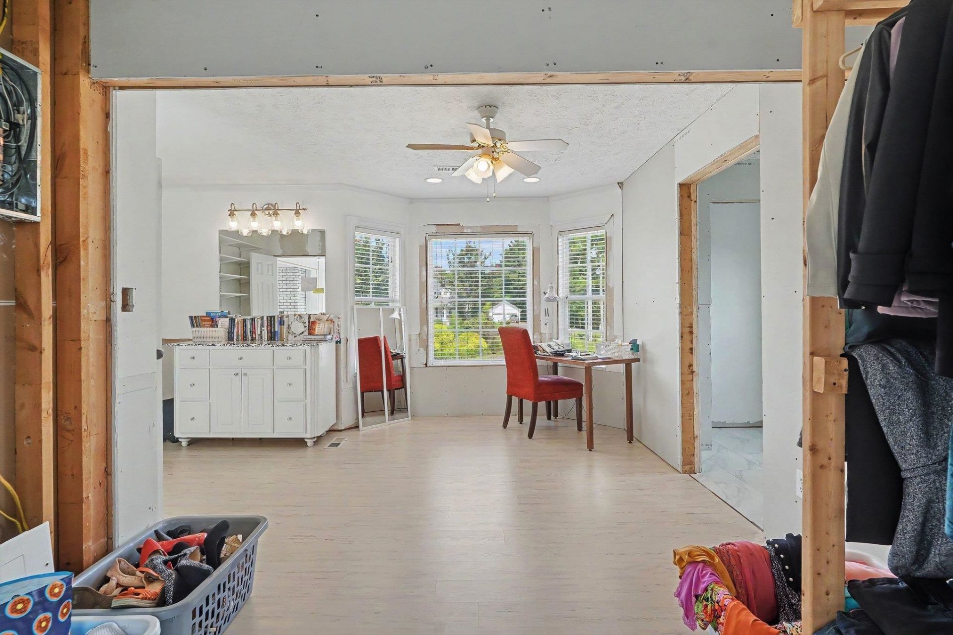 3957 Long Avenue Ext.  Photo 10