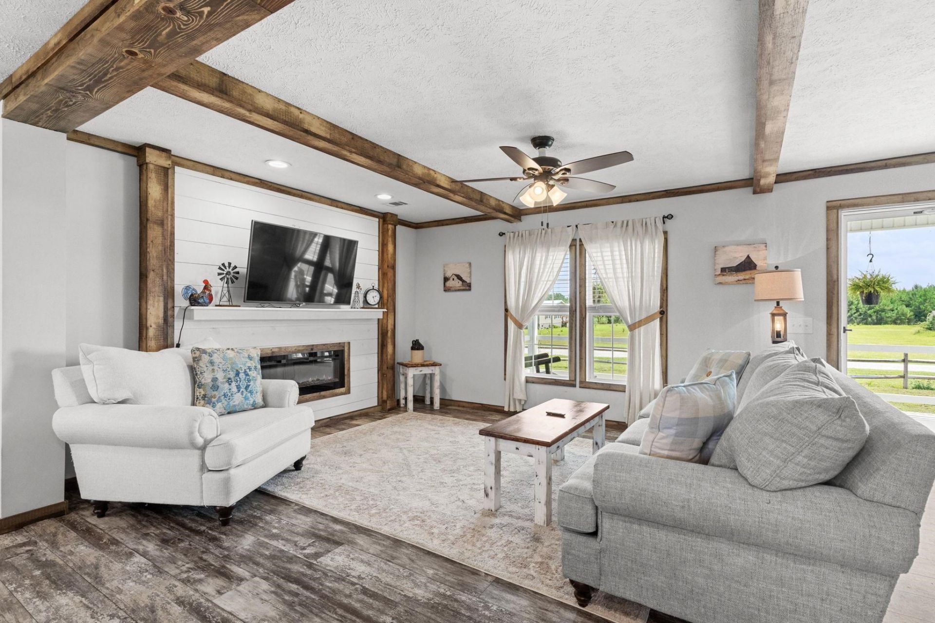 4188 Double Dee Rd.  Photo 8