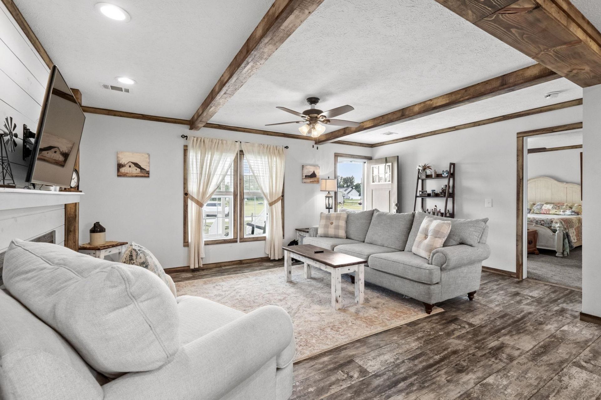 4188 Double Dee Rd.  Photo 9