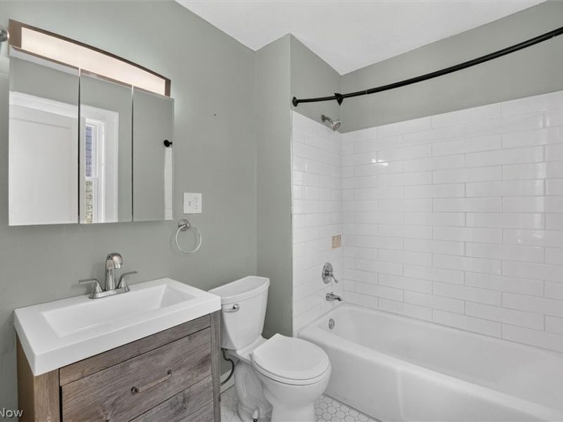 2017 Goodnor Road, Cleveland Heights, OH 44118 Photo 27