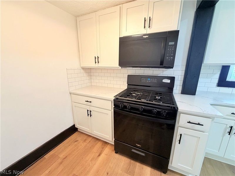 2176 Stone Street, Cuyahoga Falls, OH 44221 Photo 11