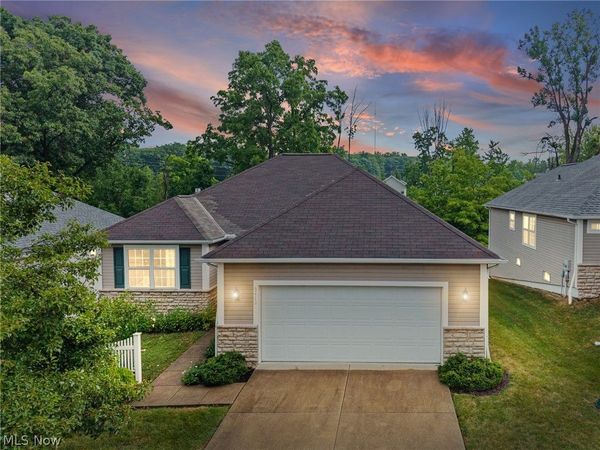 5410 Peachtree Lane N, Parma, OH 44134