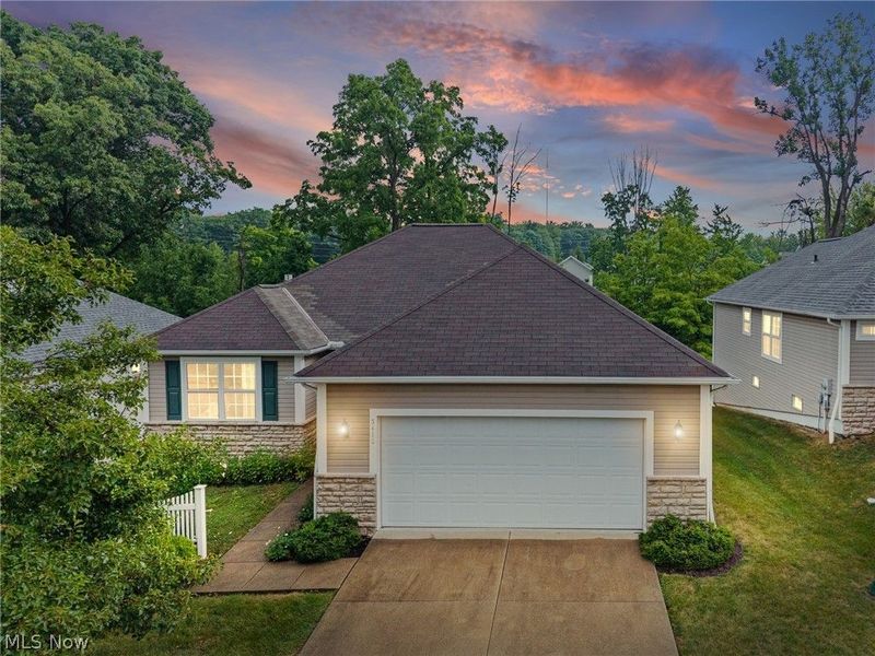 5410 Peachtree Lane N, Parma, OH 44134 Photo 1