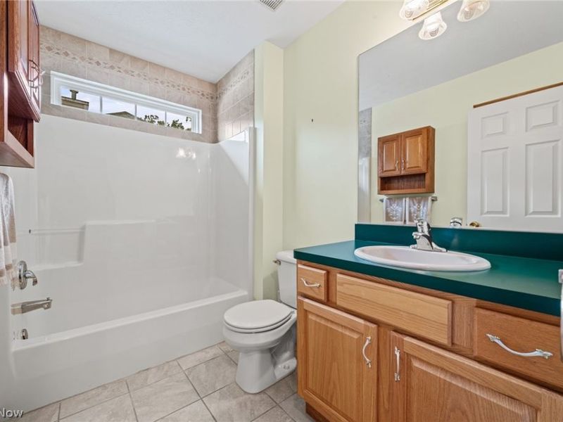 5410 Peachtree Lane N, Parma, OH 44134 Photo 22