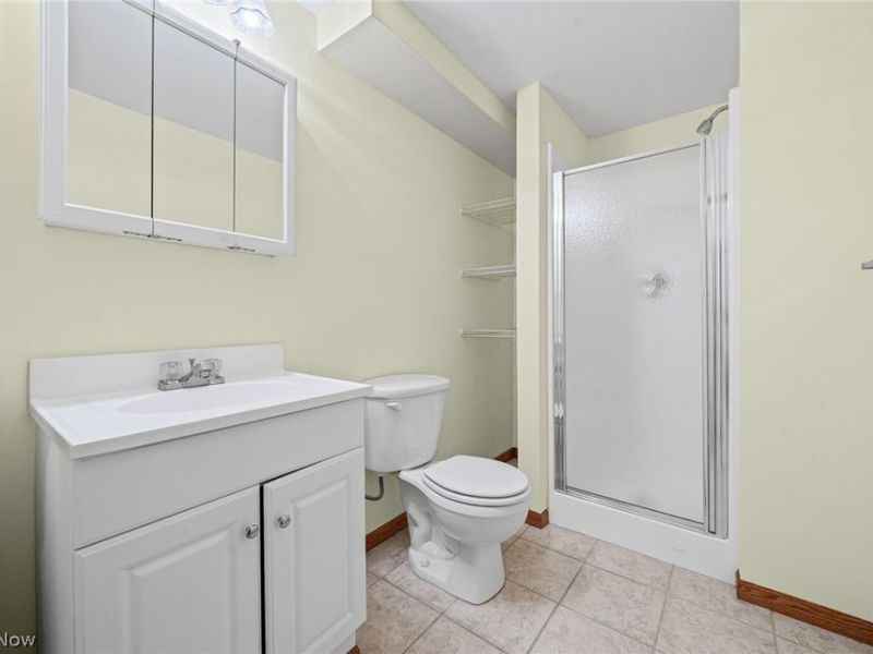 5410 Peachtree Lane N, Parma, OH 44134 Photo 28