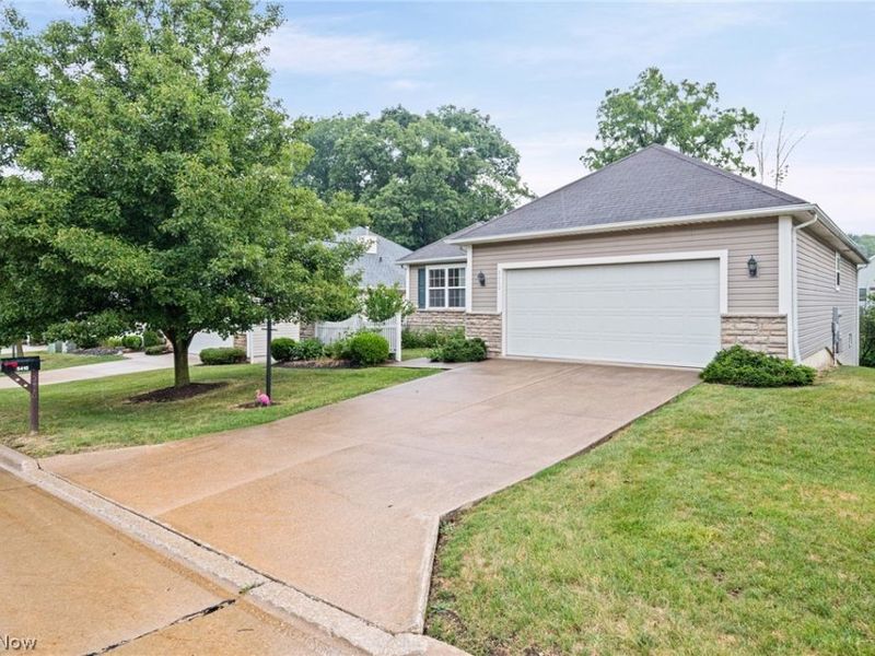 5410 Peachtree Lane N, Parma, OH 44134 Photo 5