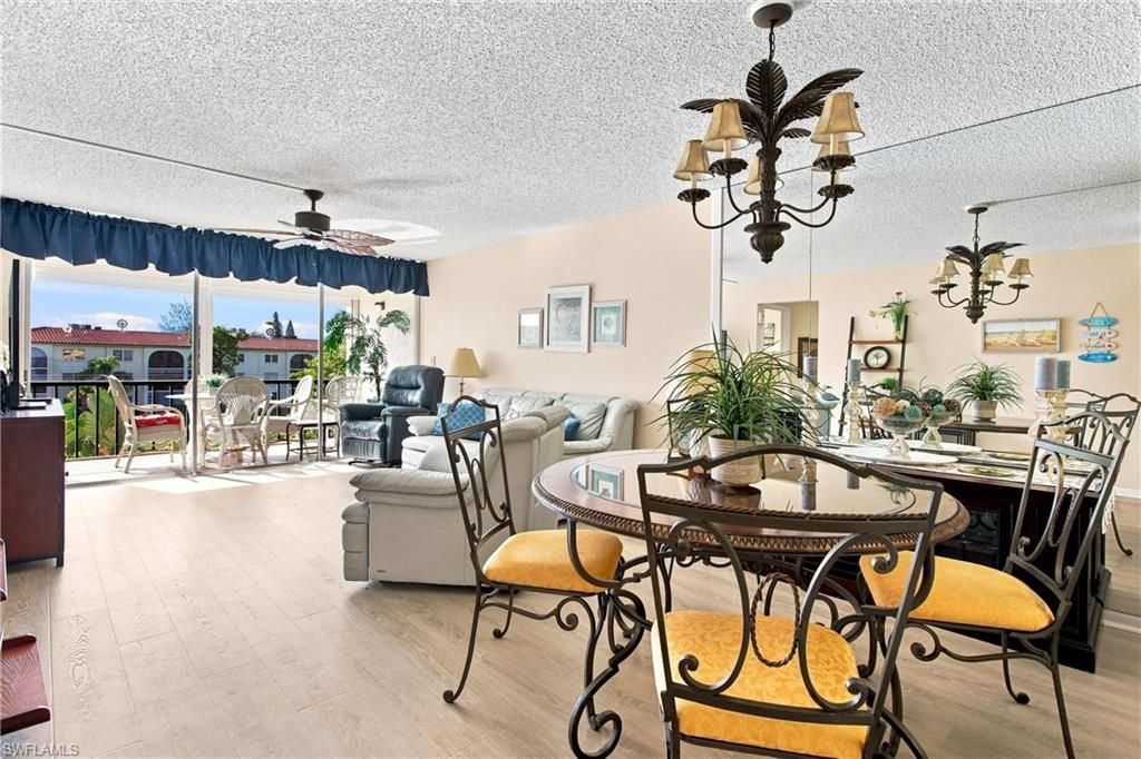 1087 Forest Lakes Dr , Unit 302, Naples, FL 34105 Photo
