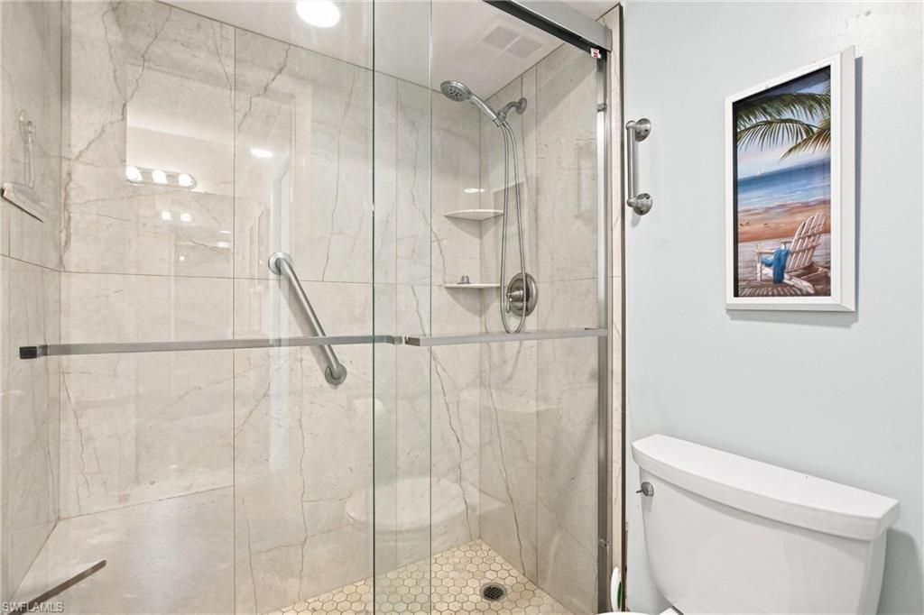 1087 Forest Lakes Dr , Unit 302, Naples, FL 34105 Photo