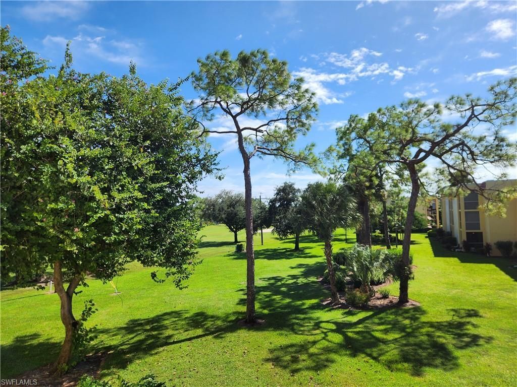 1087 Forest Lakes Dr, Unit 302, Naples, FL 34105 Photo
