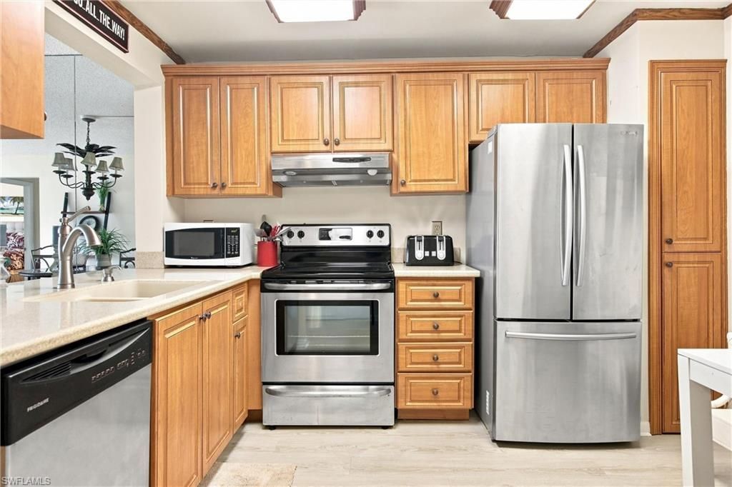 1087 Forest Lakes Dr , Unit 302, Naples, FL 34105 Photo