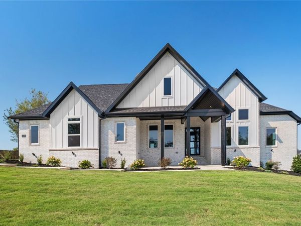13540 Coop Road , Fayetteville, AR 72704