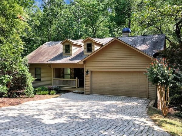 161 Falling Creek , Sautee Nacoochee, GA 30571