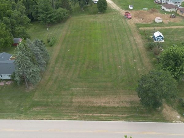 St. Catherine Road, Dubuque, IA 52003