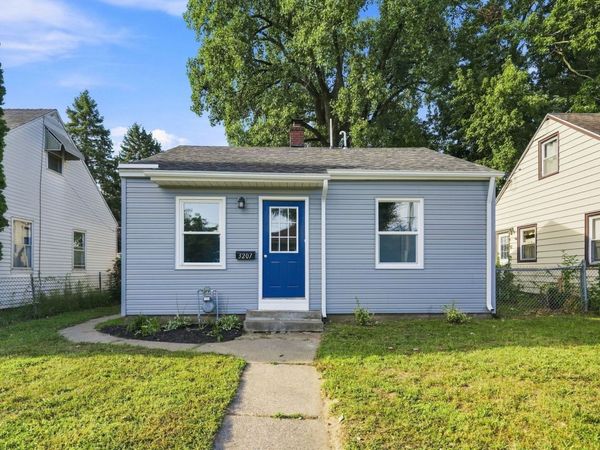 3207 Homestead Avenue , Davenport, IA 52802