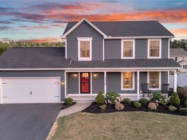 2328 Agassiz Drive , Lake View, NY 14085
