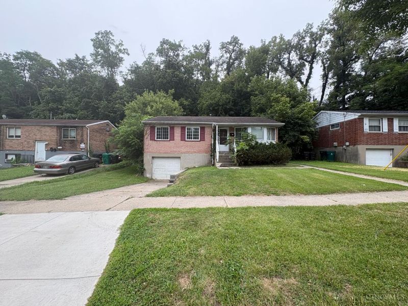 2129 Saint Leo Place, Cincinnati, OH 45211 Photo 1