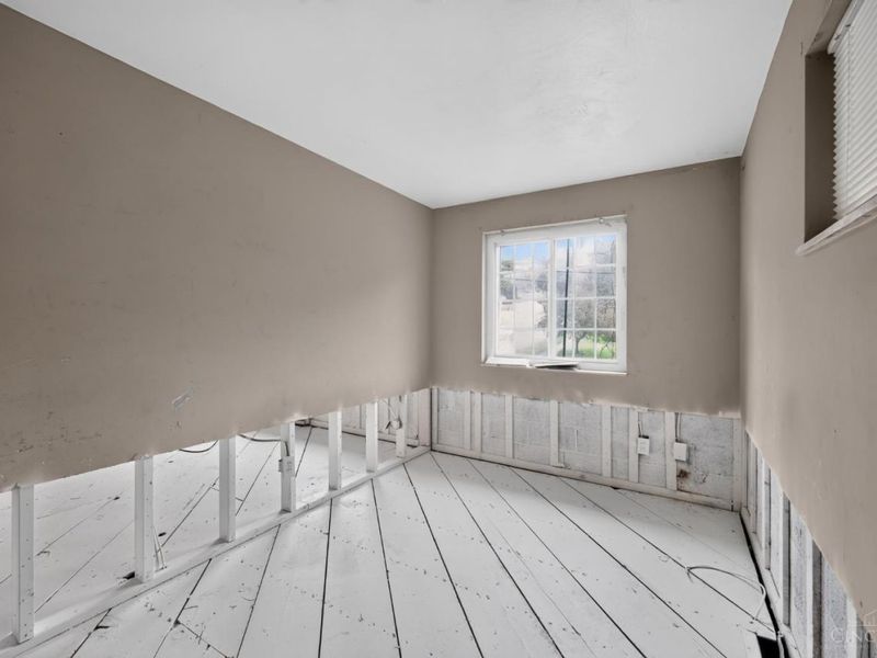 2129 St Leo Place, Cincinnati, OH 45211 Photo 10