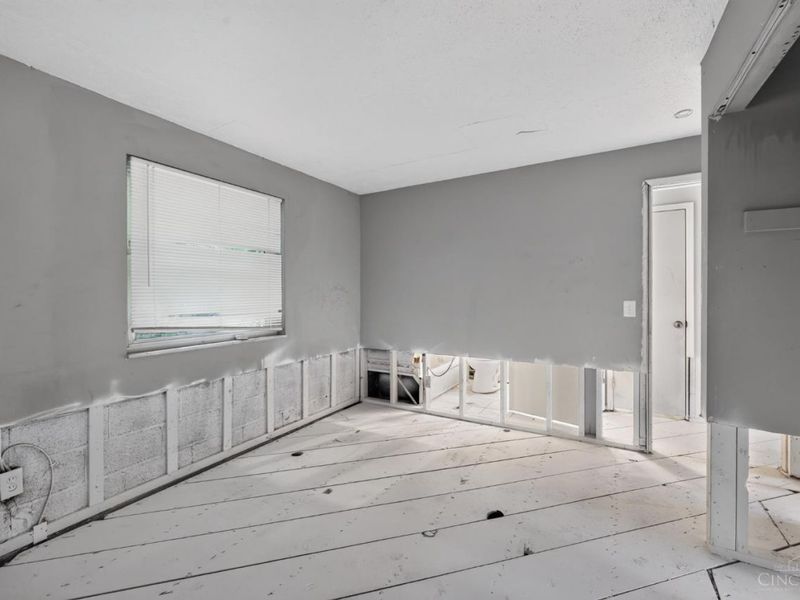 2129 St Leo Place, Cincinnati, OH 45211 Photo 11