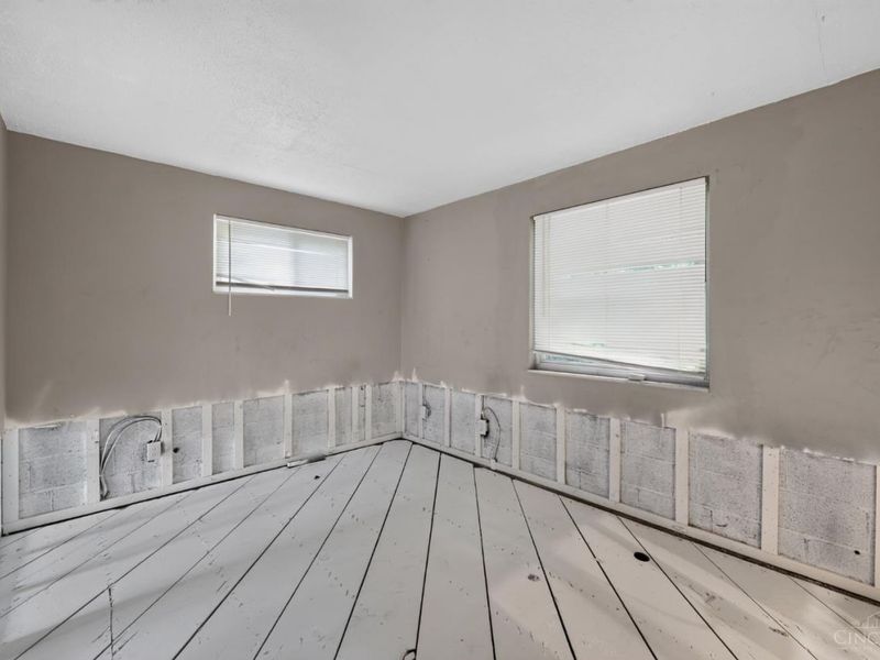 2129 St Leo Place, Cincinnati, OH 45211 Photo 12