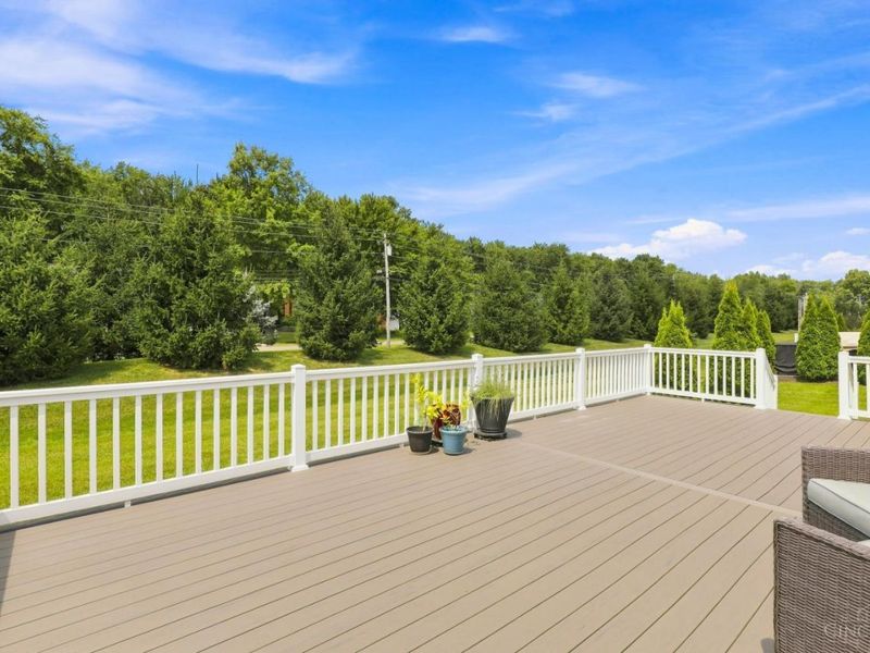 1128 Clover Field, Loveland, OH 45040 Photo 27