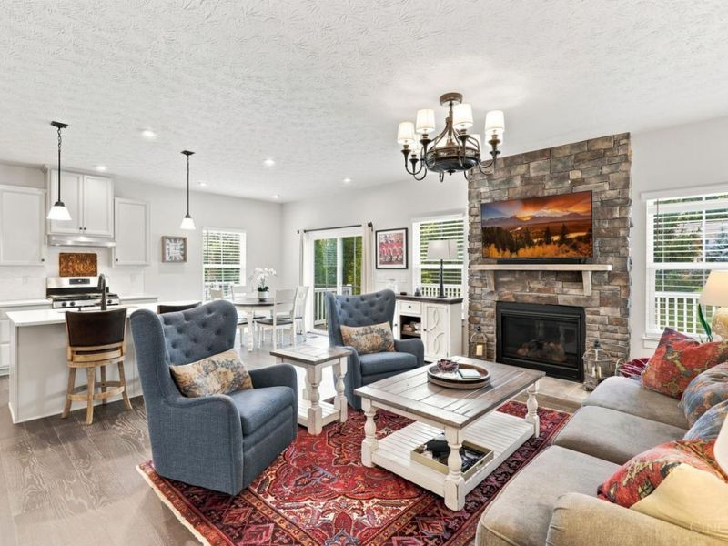1128 Clover Field, Loveland, OH 45040 Photo 4