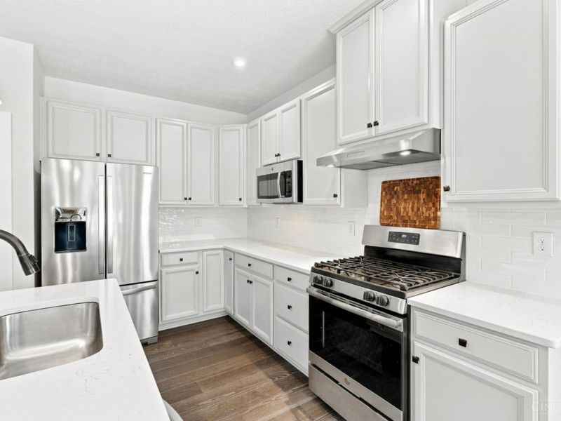 1128 Clover Field, Loveland, OH 45040 Photo 8