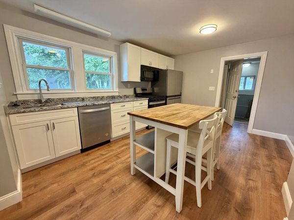 63 Newell Rd, Unit 1, Newton, MA 02466
