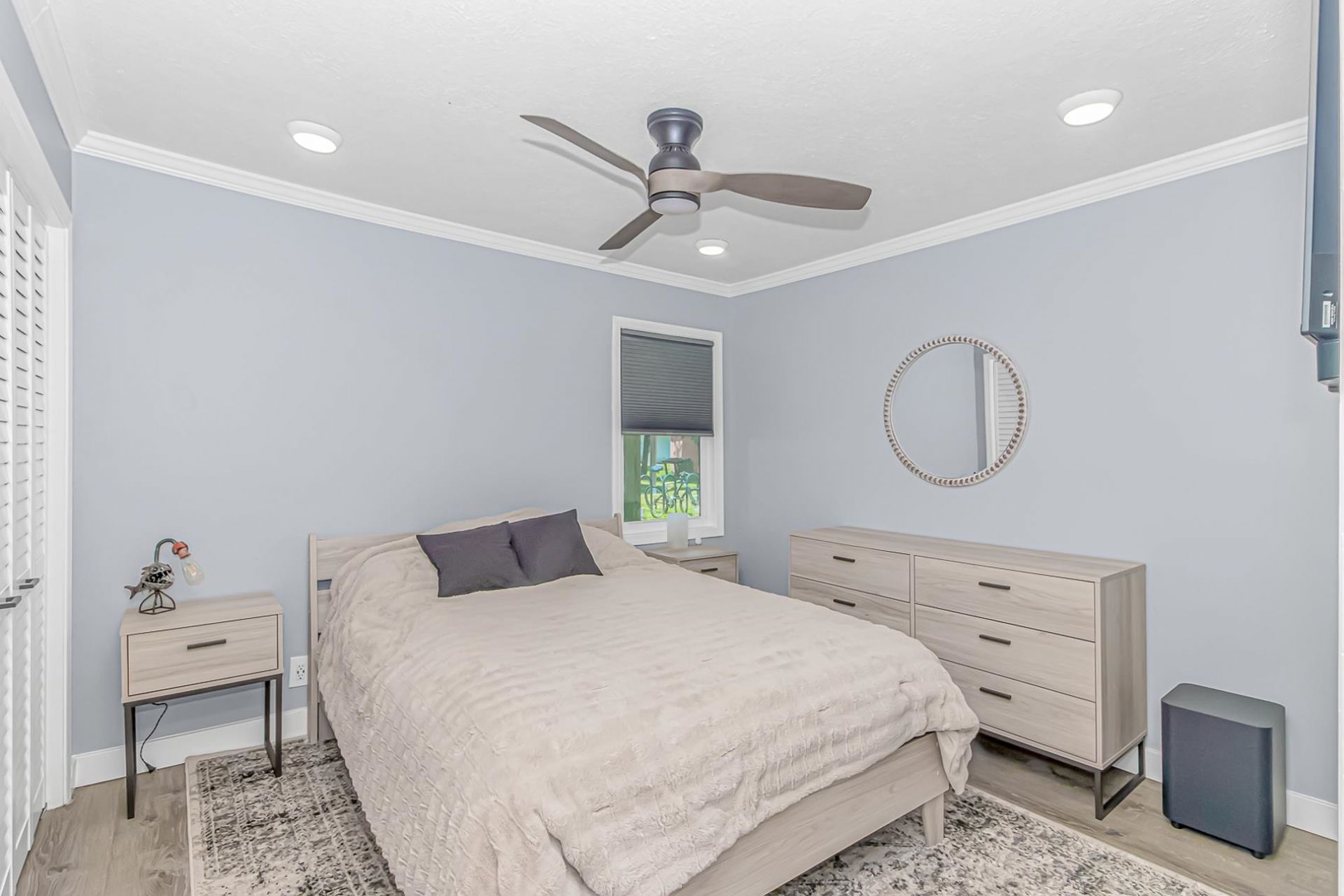 209 Cedar St. Photo 10