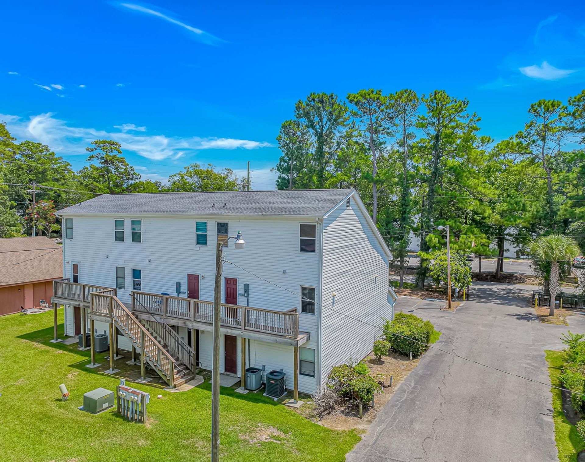 209 Cedar St. Photo 17