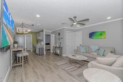 209 Cedar St. photo 4