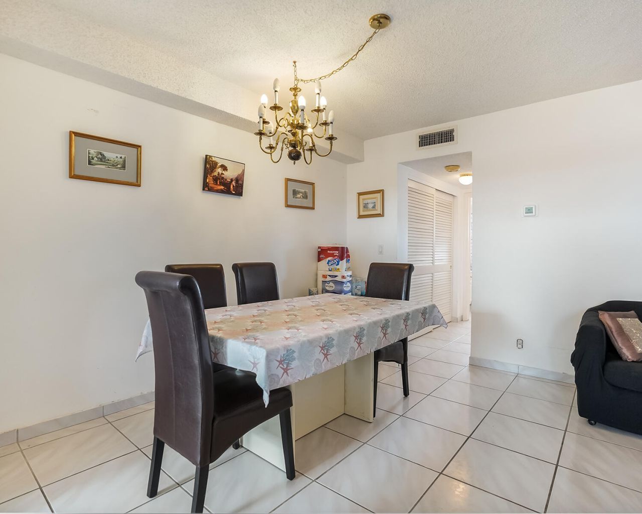 180 NE 12th Avenue, Unit 15E, Hallandale Beach, FL 33009 Photo