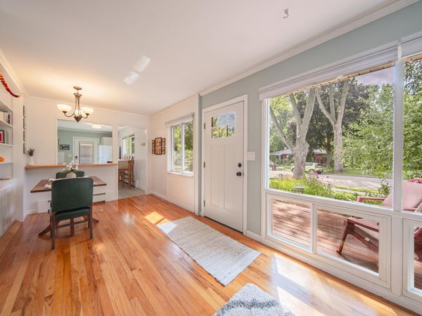 2104 S Circle Drive, Ann Arbor, MI 48103