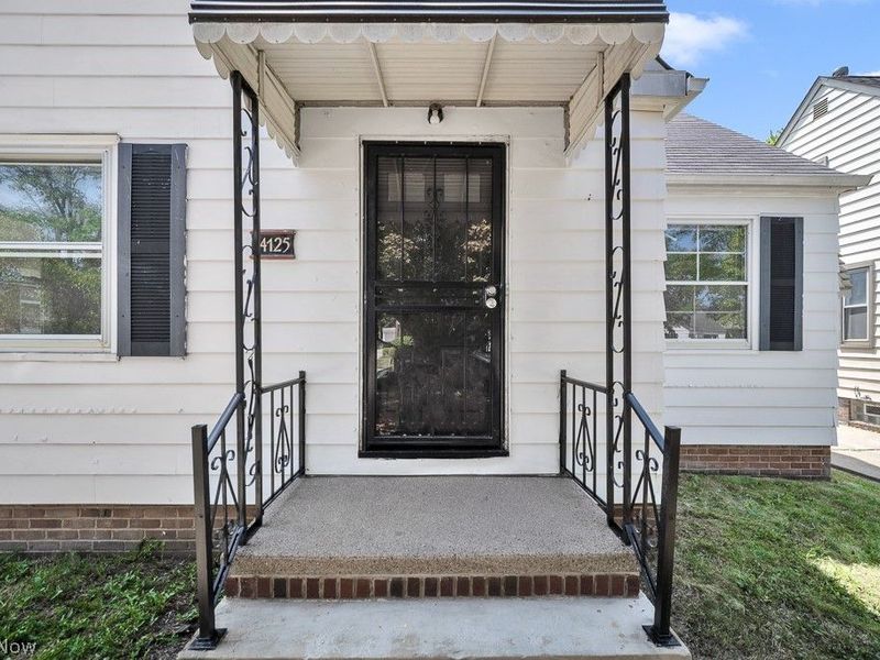 14125 Liberty Avenue, Cleveland, OH 44135 Photo 2