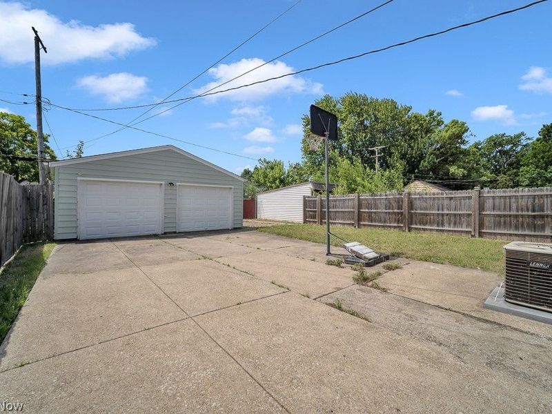14125 Liberty Avenue, Cleveland, OH 44135 Photo 29