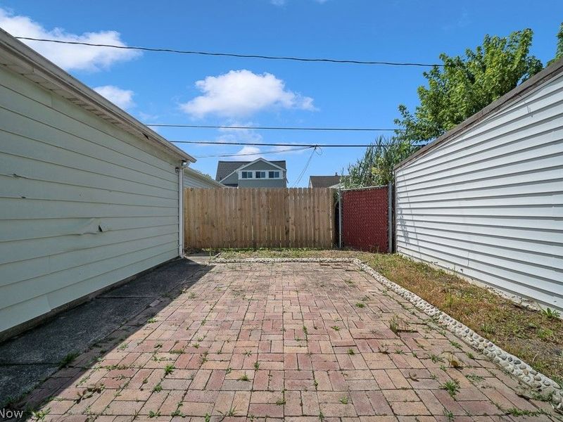 14125 Liberty Avenue, Cleveland, OH 44135 Photo 32