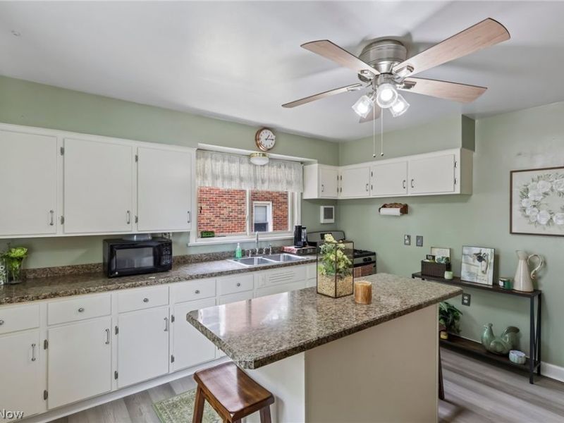 394 E Park Avenue, Barberton, OH 44203 Photo 10