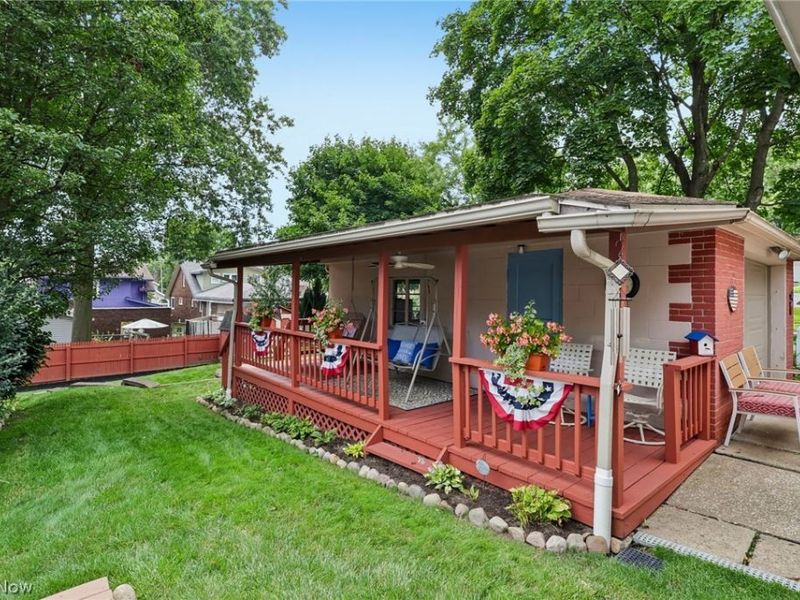 394 E Park Avenue, Barberton, OH 44203 Photo 3