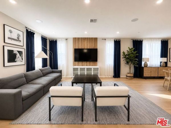751 Daniel Freeman Circle, Inglewood, CA 90301