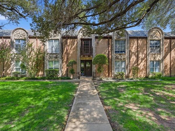4102 Ridglea Country Club Drive, Unit 1501, Fort Worth, TX 76126