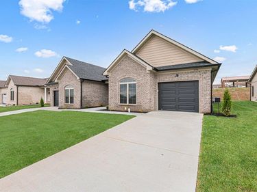 576 Cumberland Pointe Lane , Bowling Green, KY 42104