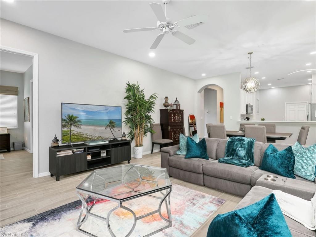 3625 Periwinkle Way, Unit 1-34, Naples, FL 34114 Photo