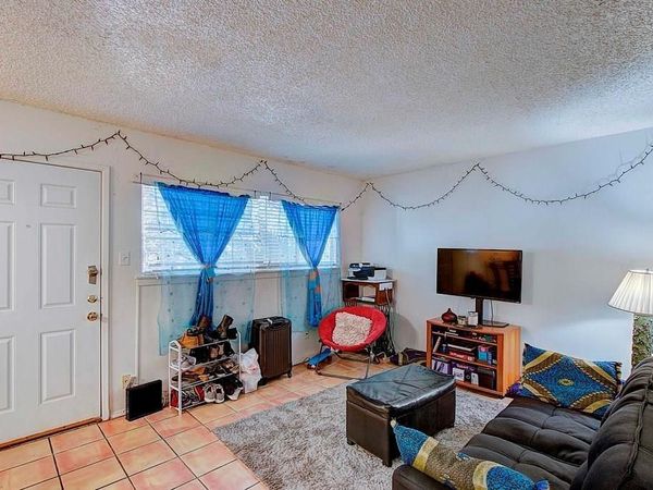 803 W 28th ST, Unit 201, Austin, TX 78705