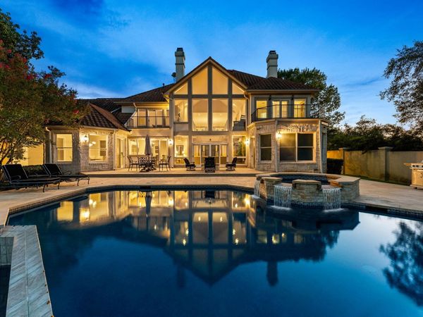 2819 Cliff PT, Spicewood, TX 78669